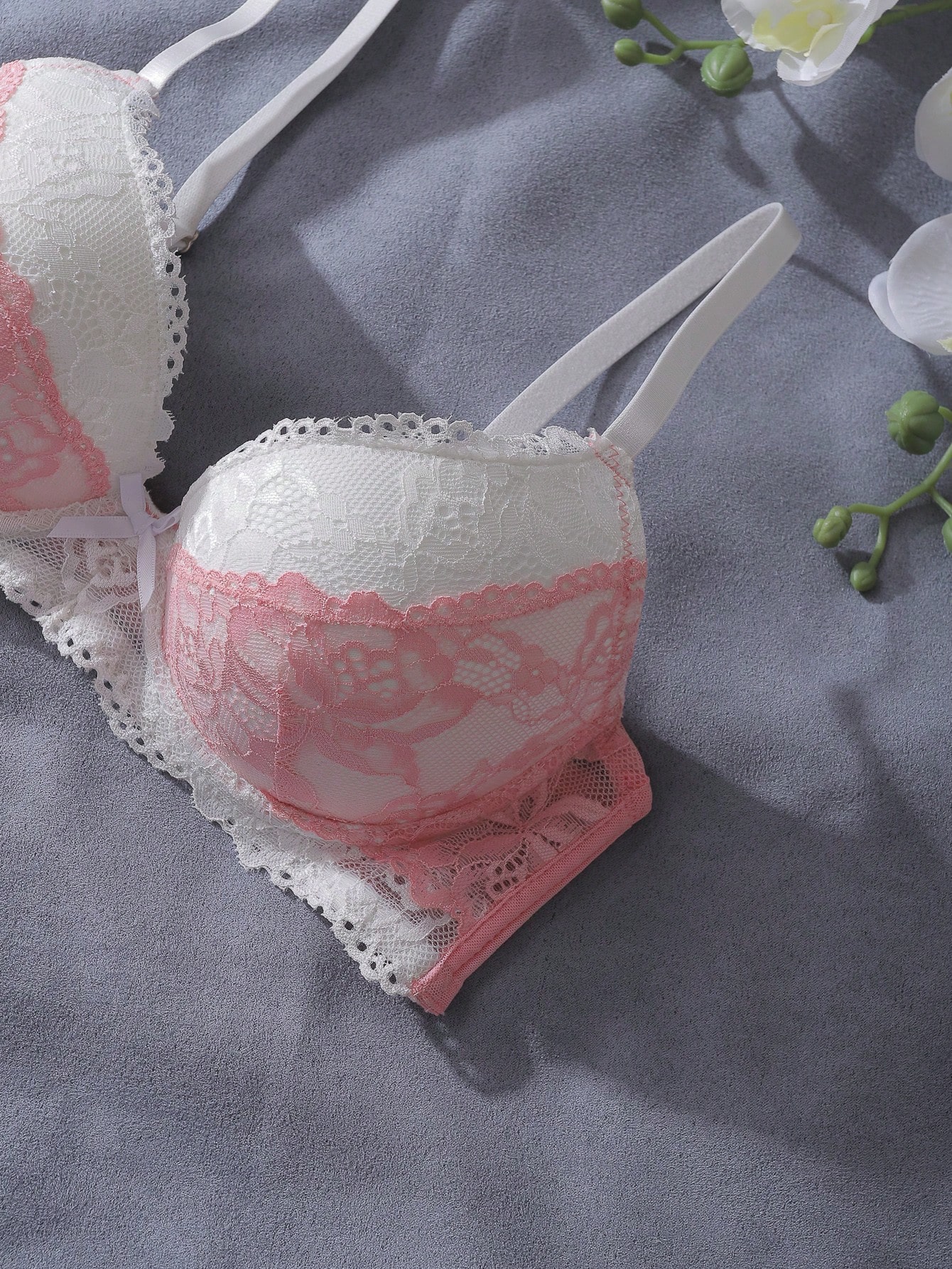 Pink and White Lace Patchwork  - Underwire Bra Padded recensie en prijs